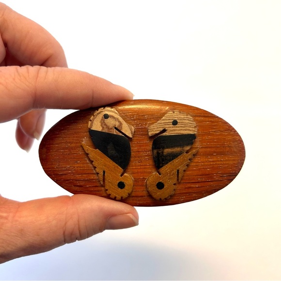 Rare Vintage Wooden Hair Barrette Oval Wooden Disk With Two Sea Horses - Picture 13 of 16